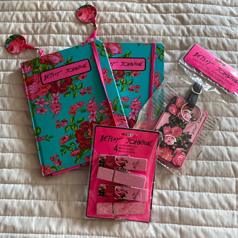 Betsy Johnson stationary bundle